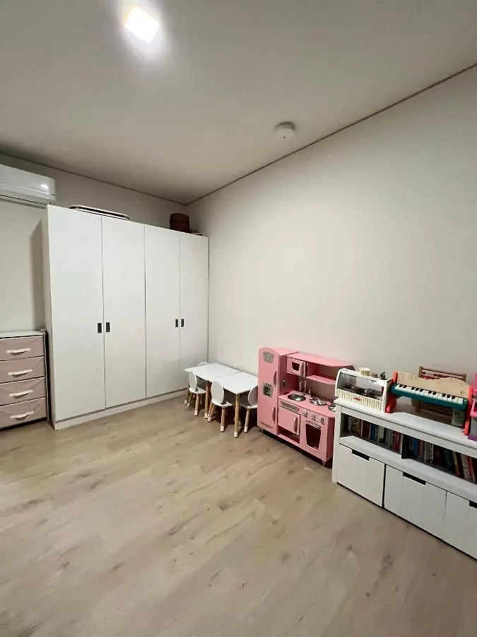 Luxury Sun Berry Residence Honolulu Apartment